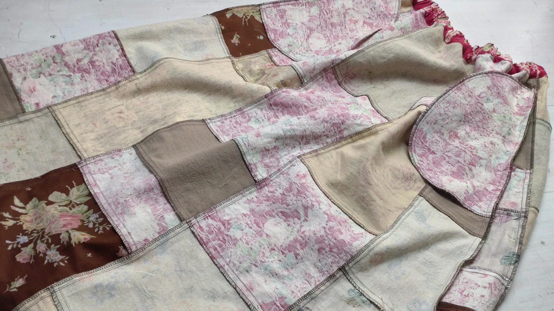 パッチワークスカートの作り方｜はぎれをランダムにつなぐコツ